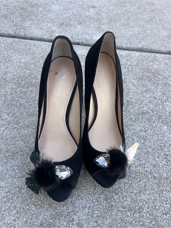 Enzo Angiolini Shoes - Enzo Angiolini Black Suede Embellished Pumps • Feather & Crystal • Size 8M